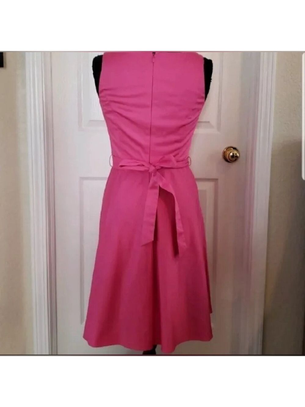 Chaps Ladies sleeveless A Line Dress Size 12 Maui Hot Pink NWT - Picture 4 of 6